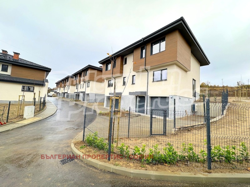 Продава КЪЩА, гр. София, с. Владая, снимка 11 - Къщи - 53244643