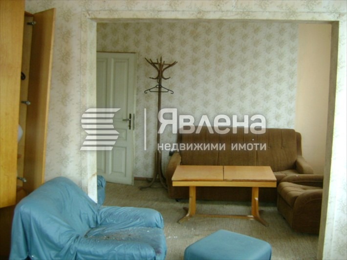 Продава КЪЩА, с. Гложене, област Ловеч, снимка 8 - Къщи - 55533381
