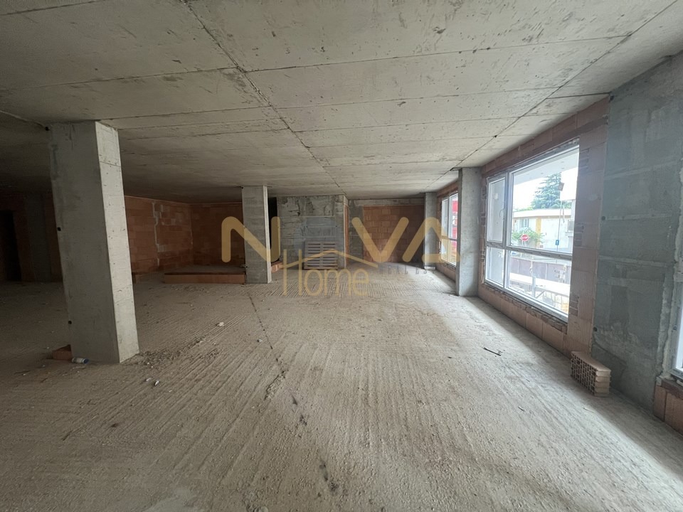 Продава ОФИС, гр. Варна, Център, снимка 2 - Офиси - 50298101
