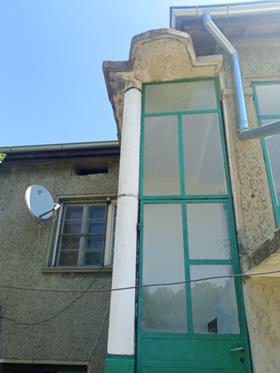 Продажба на имоти в с. Коиловци, област Плевен - изображение 12 