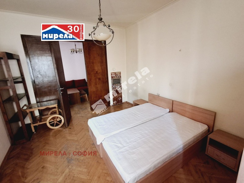 De vânzare  3 dormitoare Sofia , Țentâr , 100 mp | 10512646 - imagine [2]