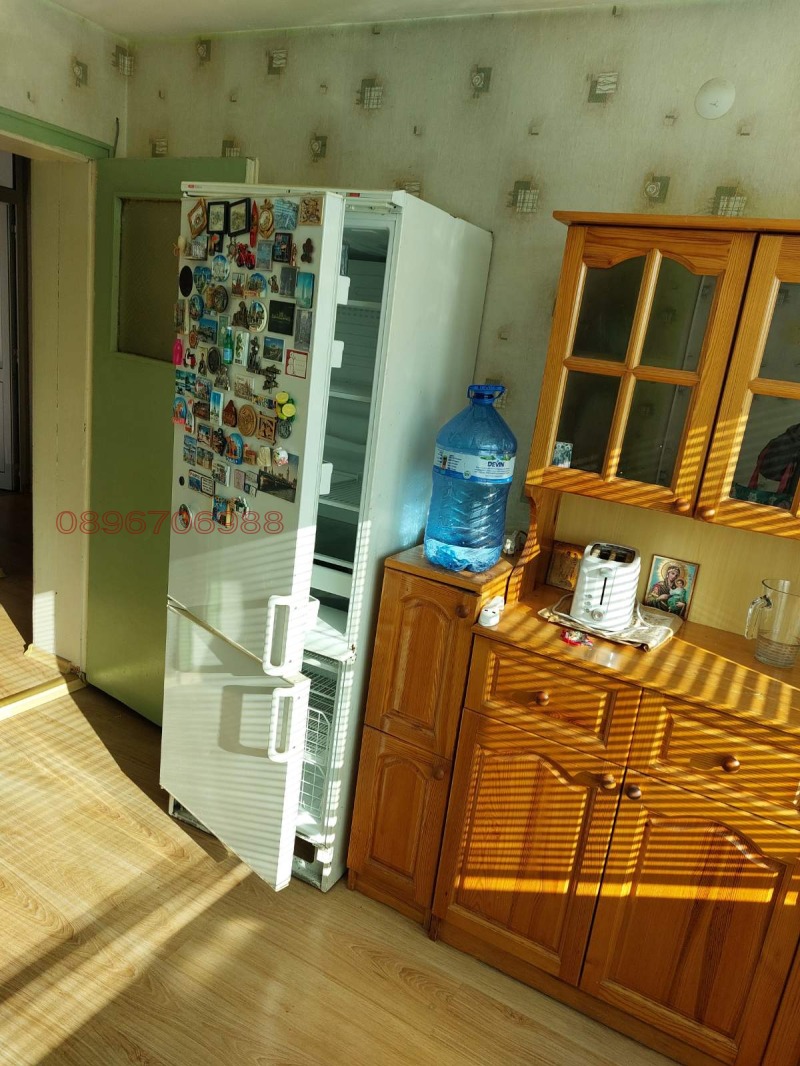 Продава ЕТАЖ ОТ КЪЩА, гр. Костинброд, област София област, снимка 4 - Етаж от къща - 52810373