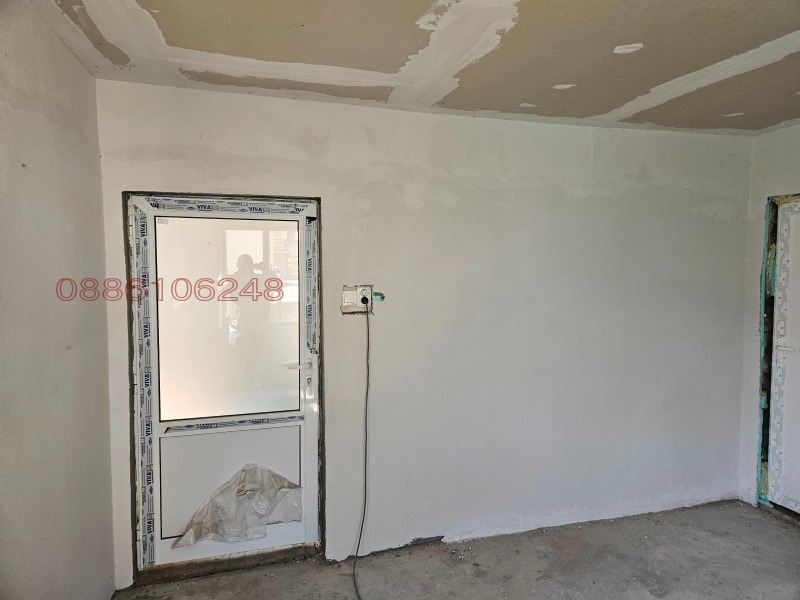 Продава КЪЩА, гр. Драгоман, област София област, снимка 4 - Къщи - 53433059