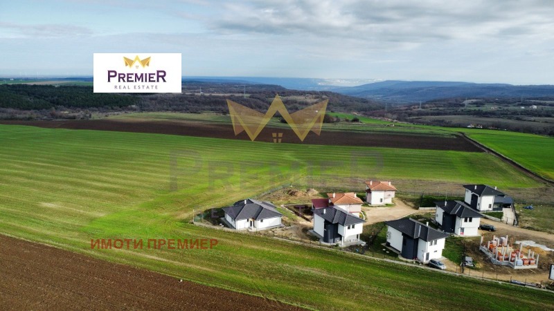 Продава КЪЩА, с. Кичево, област Варна, снимка 14 - Къщи - 52624559