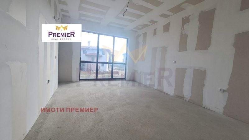 Продава КЪЩА, с. Кичево, област Варна, снимка 10 - Къщи - 52624559