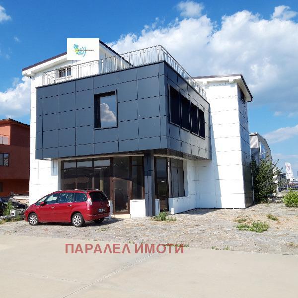 Продава МАГАЗИН, гр. Пловдив, Индустриална зона - Юг, снимка 1 - Магазини - 25886513