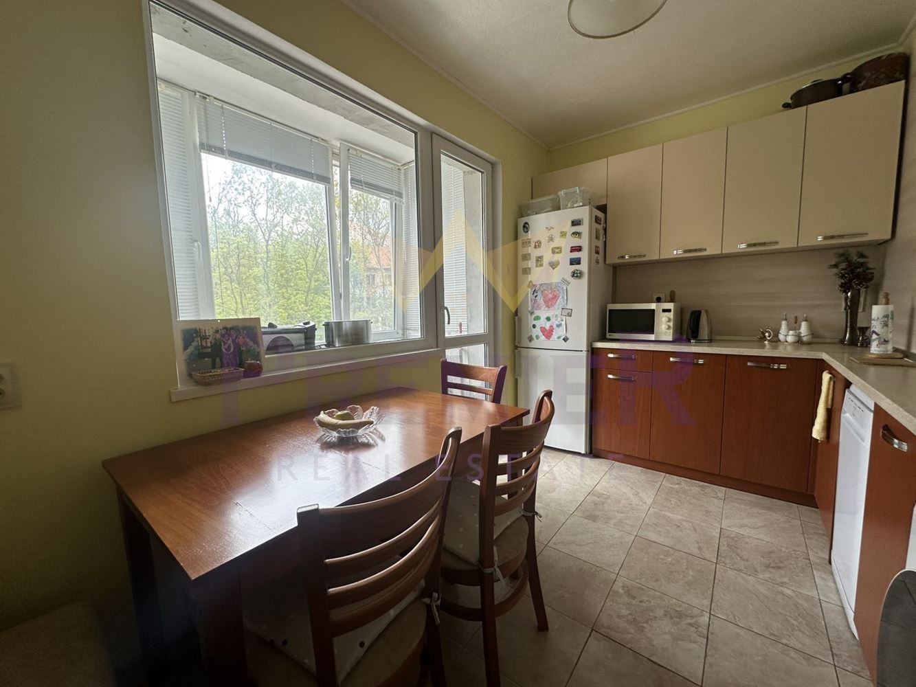 Продава 3-СТАЕН, гр. Плевен, 9-ти квартал, снимка 7 - Апартаменти - 55936084