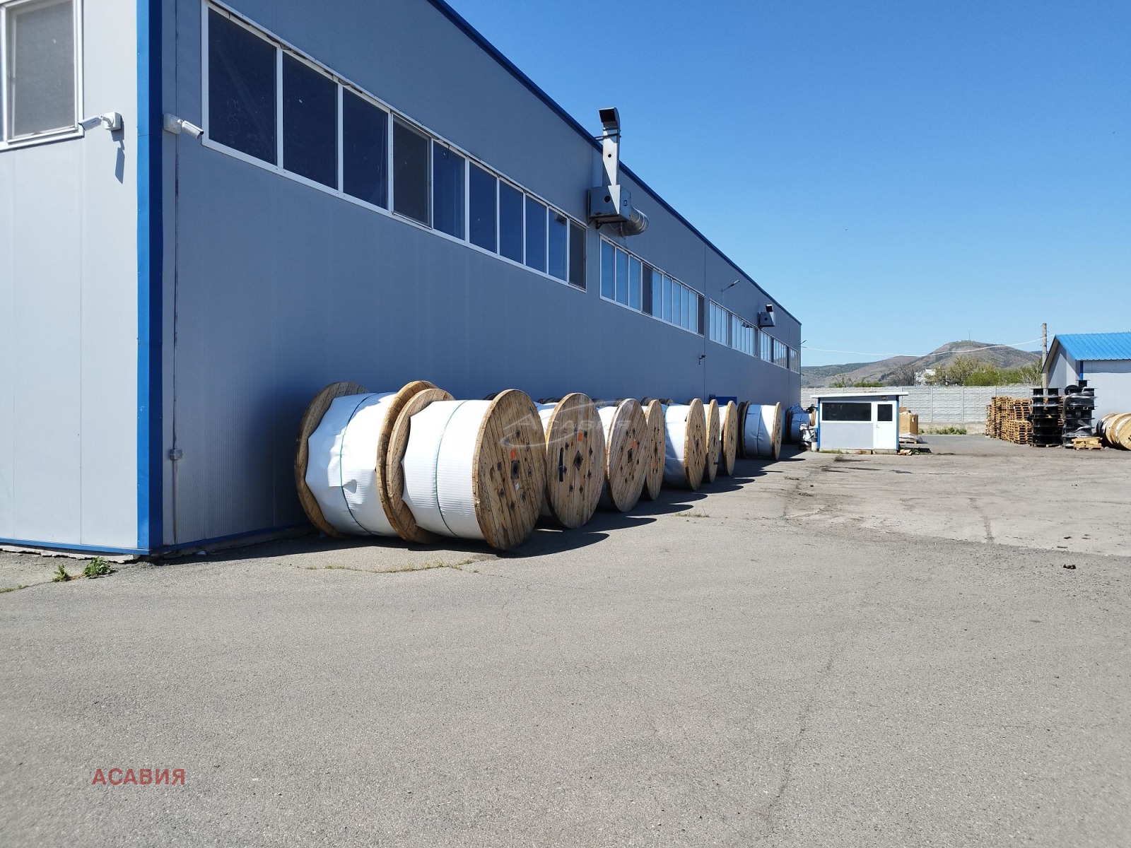 Продава ПРОМ. ПОМЕЩЕНИЕ | Imot.bg — изображение 2