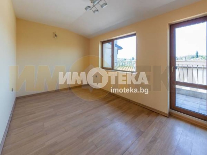 De vânzare  2 dormitoare Varna , Galata , 147 mp | 89738546 - imagine [2]