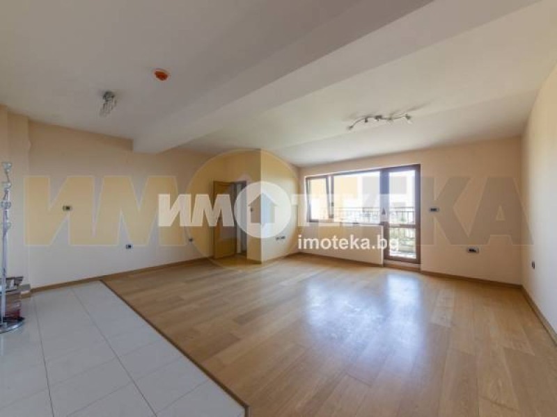 Na sprzedaż  2 sypialnie Warna , Galata , 147 mkw | 89738546 - obraz [4]