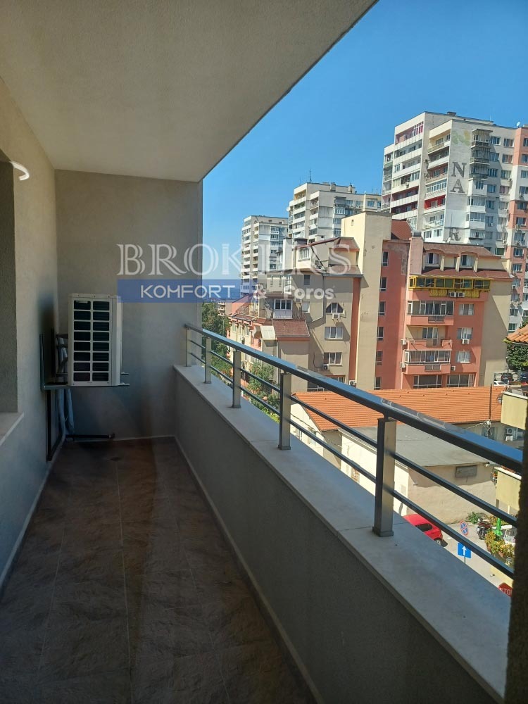 Продава 3-СТАЕН, гр. Варна, Център, снимка 8 - Апартаменти - 56359448