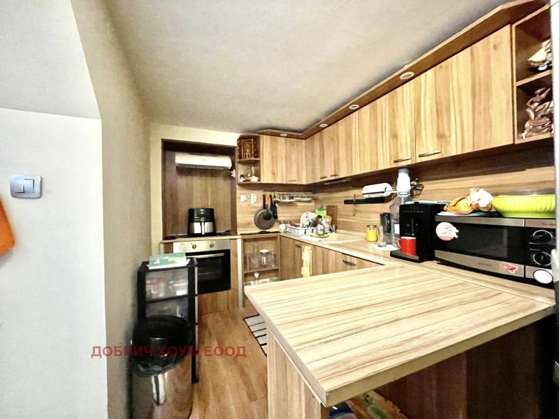 Продава ЕТАЖ ОТ КЪЩА, гр. Добрич, ЖП Гара, снимка 15 - Етаж от къща - 48277596