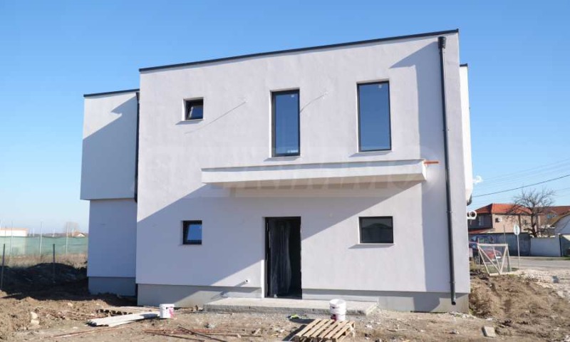 Продава КЪЩА, с. Бенковски, област Пловдив, снимка 13 - Къщи - 52273430