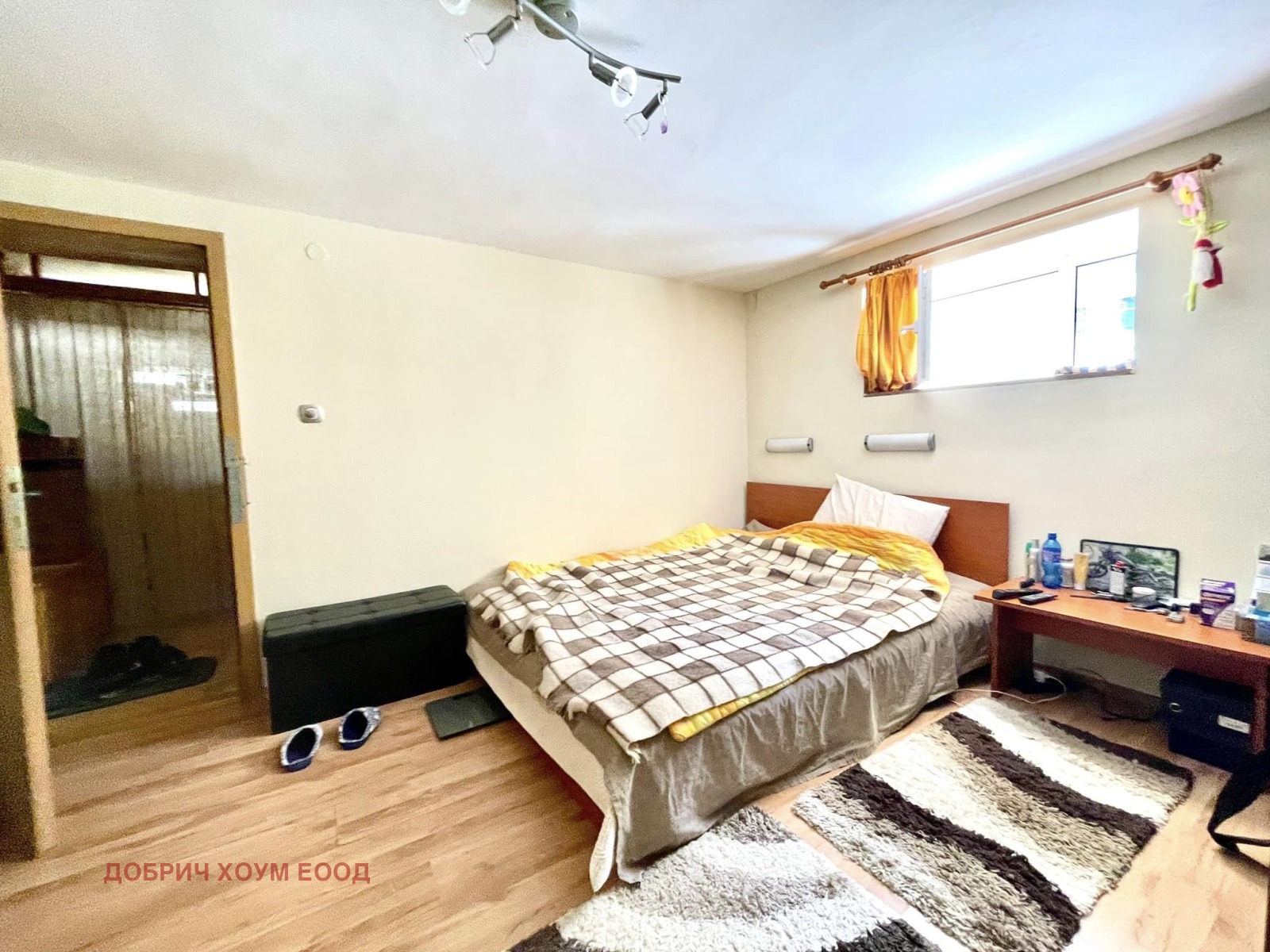 Продава ЕТАЖ ОТ КЪЩА, гр. Добрич, ЖП Гара, снимка 2 - Етаж от къща - 53333463