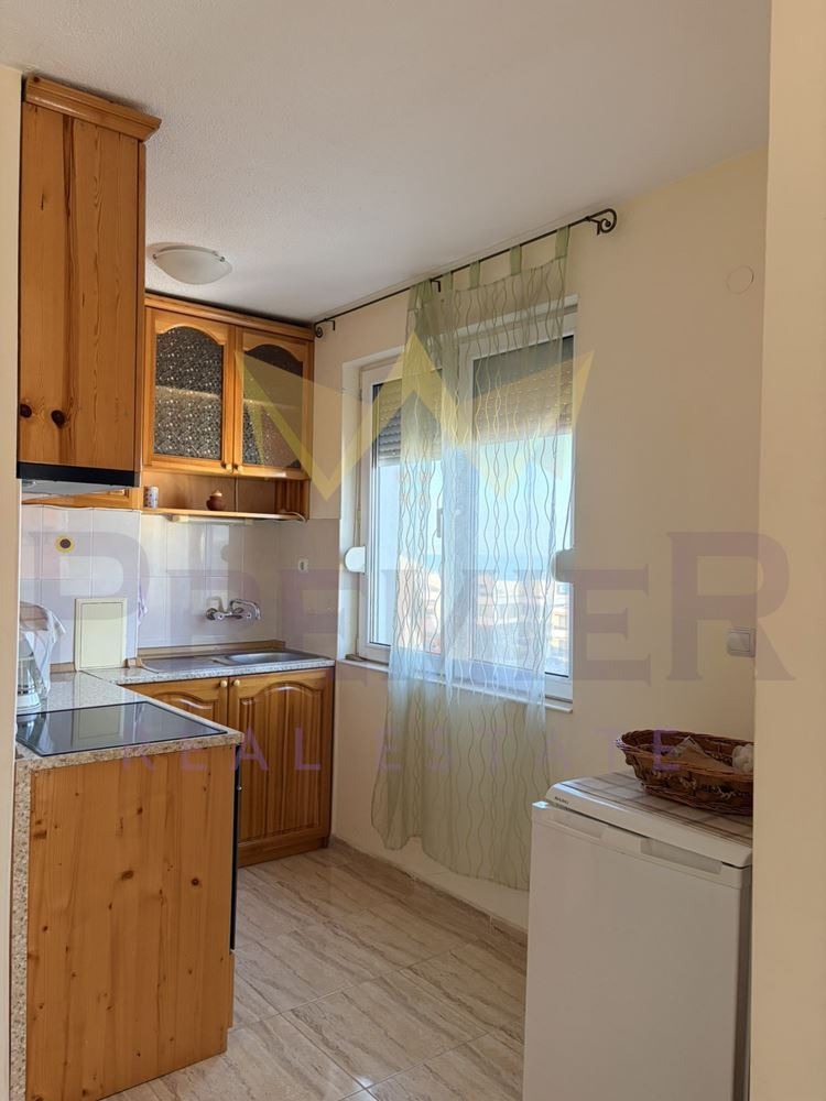 Продава 2-СТАЕН, гр. Бургас, Крайморие, снимка 5 - Апартаменти - 52982940