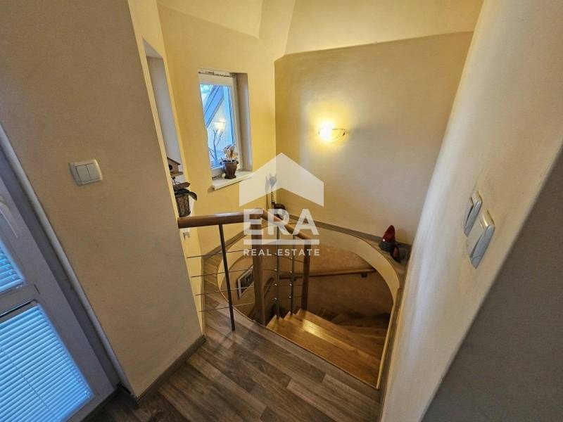 Продава 4-СТАЕН, гр. София, Бъкстон, снимка 4 - Апартаменти - 53473217