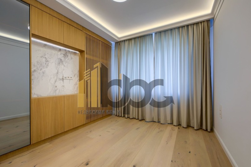 Продава МНОГОСТАЕН, гр. София, Докторски паметник, снимка 3 - Апартаменти - 52166432