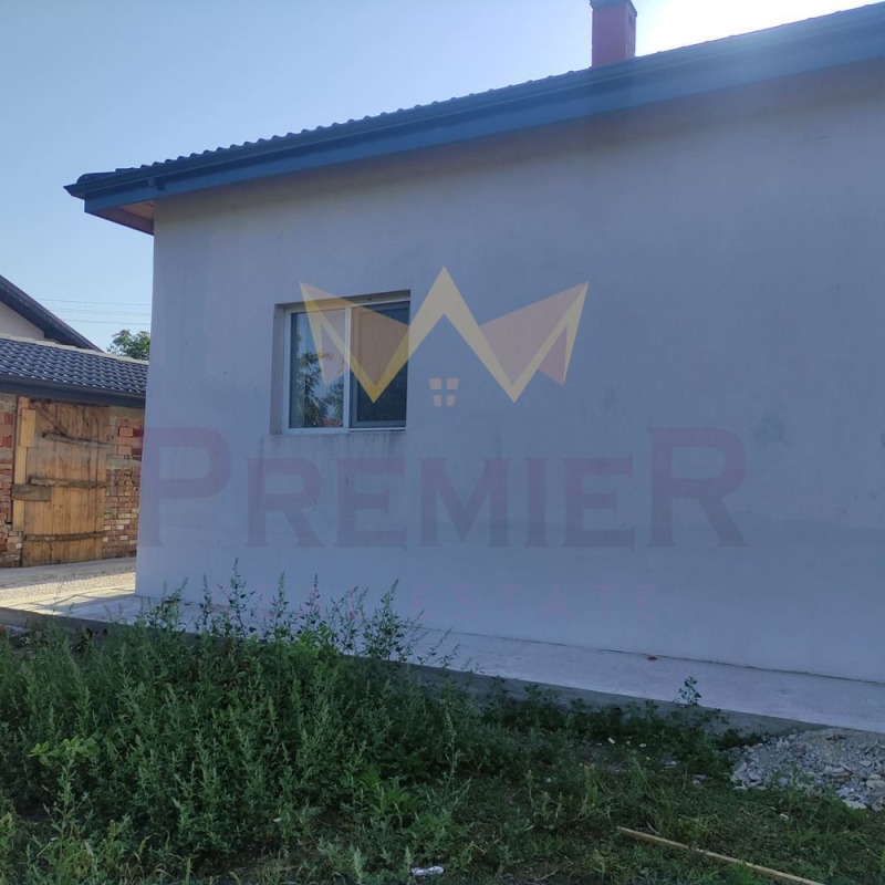 Продава КЪЩА, с. Гурково, област Добрич, снимка 11 - Къщи - 48112059