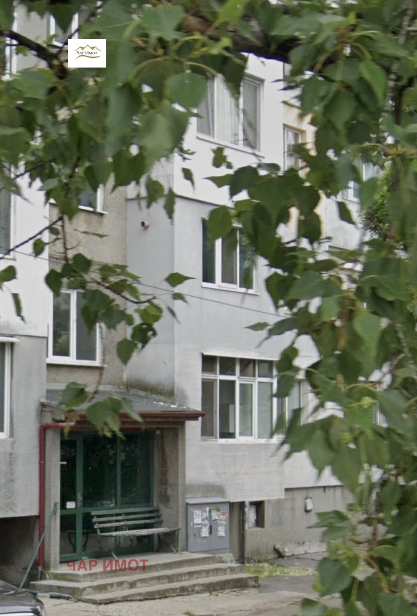 Продава 2-СТАЕН, гр. София, Света Троица