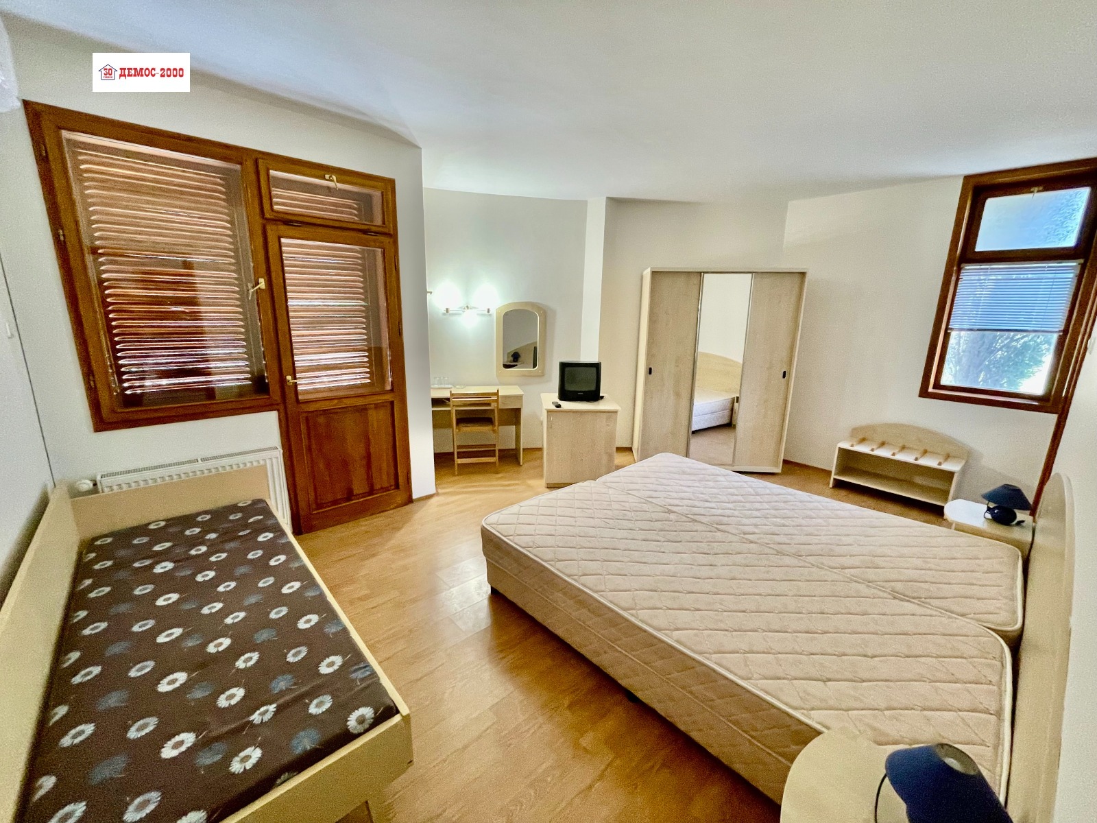 Продава ХОТЕЛ, гр. Варна, к.к. Чайка, снимка 4 - Хотели - 54086747