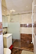 Продава 3-СТАЕН, град Перник, Мошино • 155000 € / 303153.65 лв. • 45226193 16