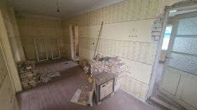 Продажба на имоти в с. Гецово, област Разград - изображение 6 