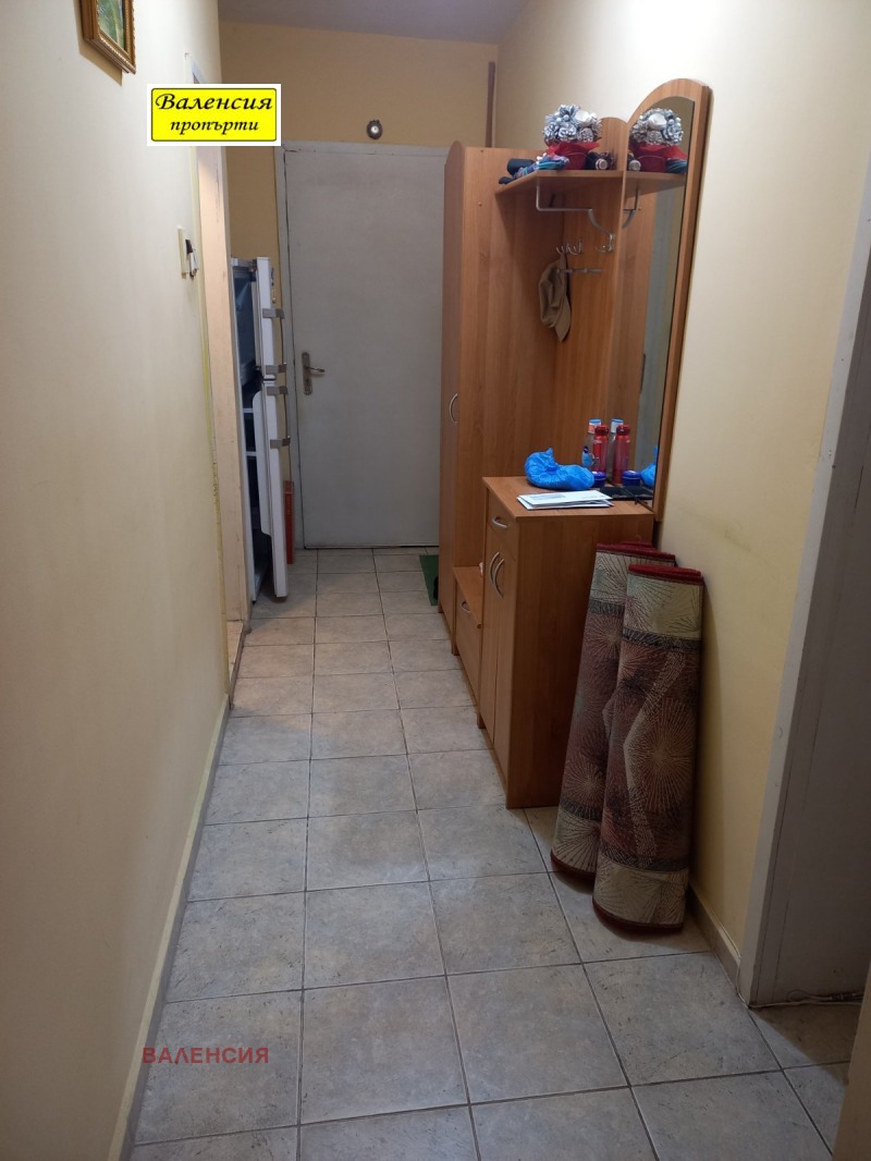 Продава 1-СТАЕН, гр. Враца, Център, снимка 6 - Апартаменти - 53105269