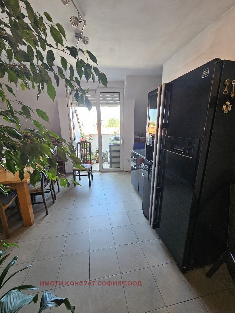 Продава  4-стаен град София , Център , 141 кв.м | 65154241