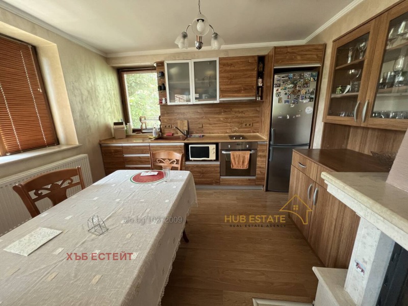 Продава  Многостаен град Добрич , Център , 130 кв.м | 21339385 - изображение [12]