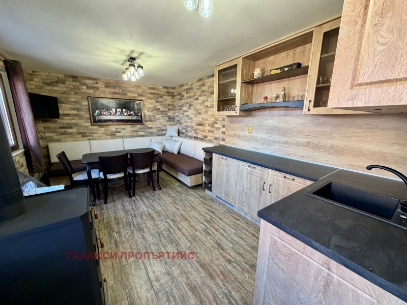 Продава КЪЩА, с. Брестовица, област Пловдив, снимка 5 - Къщи - 53163857