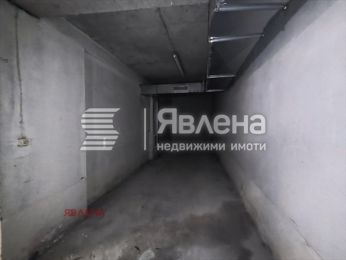 Продава ГАРАЖ, ПАРКОМЯСТО, гр. София, Люлин 8, снимка 2 - Гаражи и паркоместа - 55494734