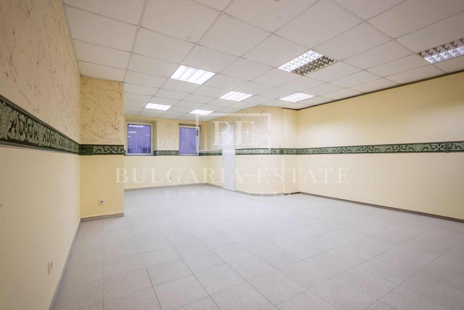 Продава МАГАЗИН, гр. Варна, Гръцка махала, снимка 9 - Магазини - 54786546