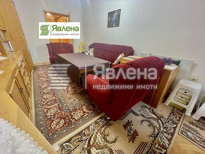 Продава  2-стаен град София , Център , 54 кв.м | 43598495