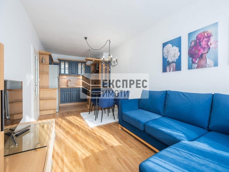 Продава  3-стаен град Варна , Център , 105 кв.м | 91799204