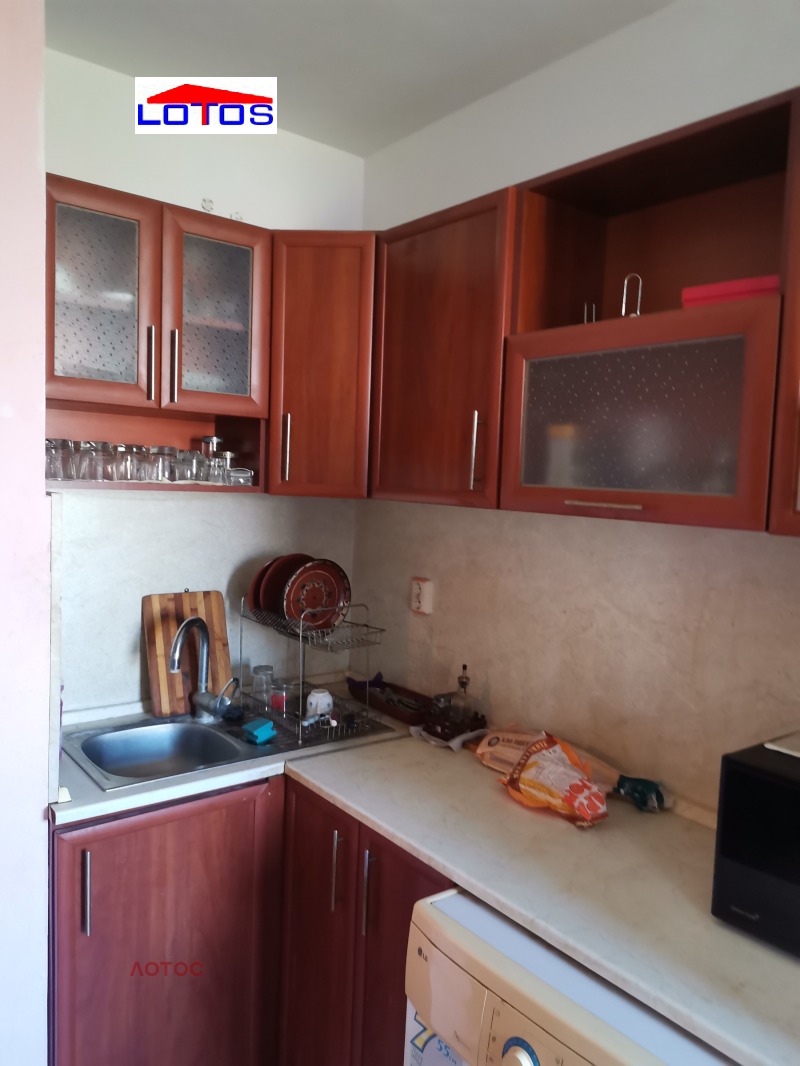 Продава  3-стаен град Добрич , Център , 94 кв.м | 67943942