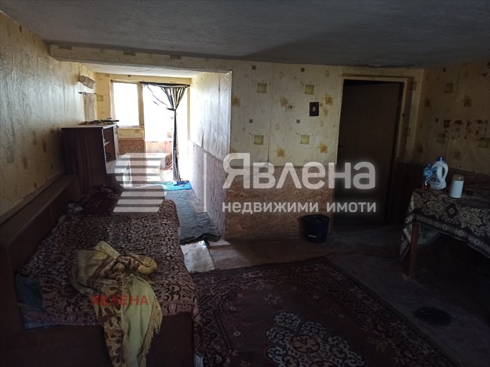 Продава КЪЩА, с. Долно Камарци, област София област, снимка 8 - Къщи - 55792681