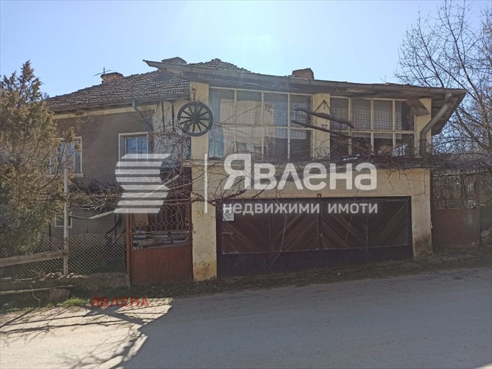 Продава КЪЩА, с. Долно Камарци, област София област, снимка 3 - Къщи - 55792681