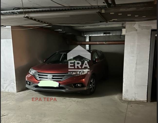 Продава ГАРАЖ, ПАРКОМЯСТО, гр. София, Център
