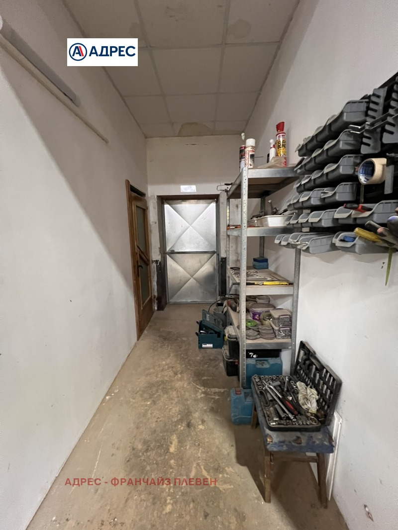 Продава ПРОМ. ПОМЕЩЕНИЕ, гр. Ловеч, Младост, снимка 3 - Производствени сгради - 52600448