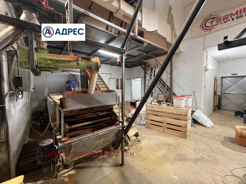 Продава ПРОМ. ПОМЕЩЕНИЕ, гр. Ловеч, Младост, снимка 5 - Производствени сгради - 52600448