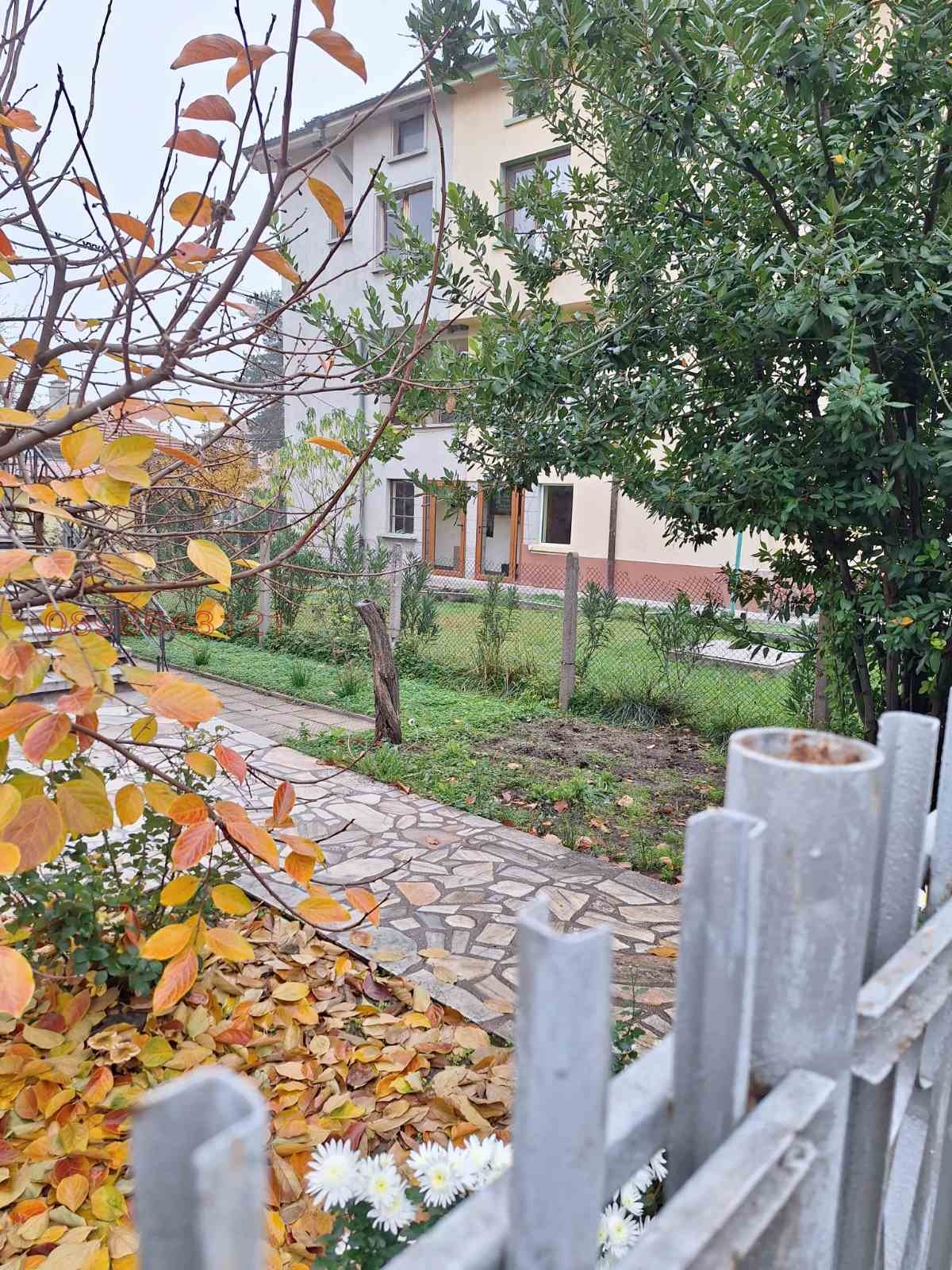 Продава КЪЩА, гр. Първомай, област Пловдив, снимка 3 - Къщи - 54290511