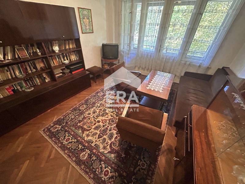 Продава 3-СТАЕН, гр. Варна, Гръцка махала, снимка 2 - Aпартаменти - 47605968