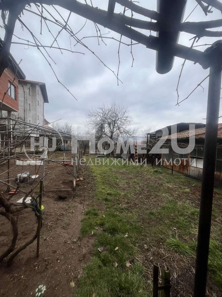 Продава ЕТАЖ ОТ КЪЩА, гр. Радомир, област Перник, снимка 2 - Етаж от къща - 53328484