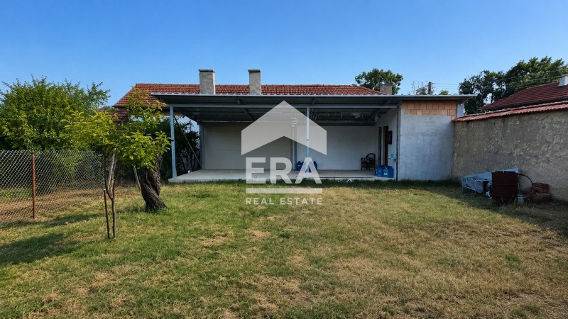 Продава КЪЩА, с. Осмар, област Шумен, снимка 3 - Къщи - 55830495