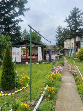 Продава Къща