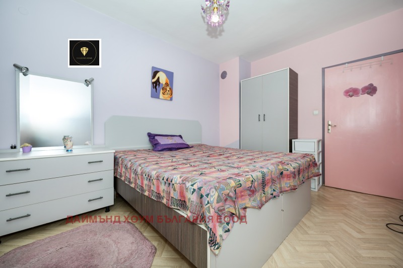 Продава  2-стаен град Пловдив , Кючук Париж , 78 кв.м | 52449203 - изображение [11]