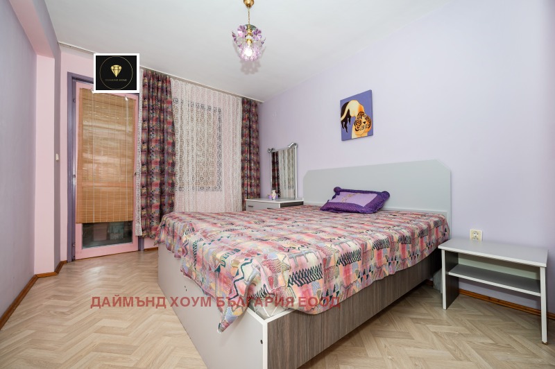 Продава  2-стаен град Пловдив , Кючук Париж , 78 кв.м | 52449203 - изображение [9]