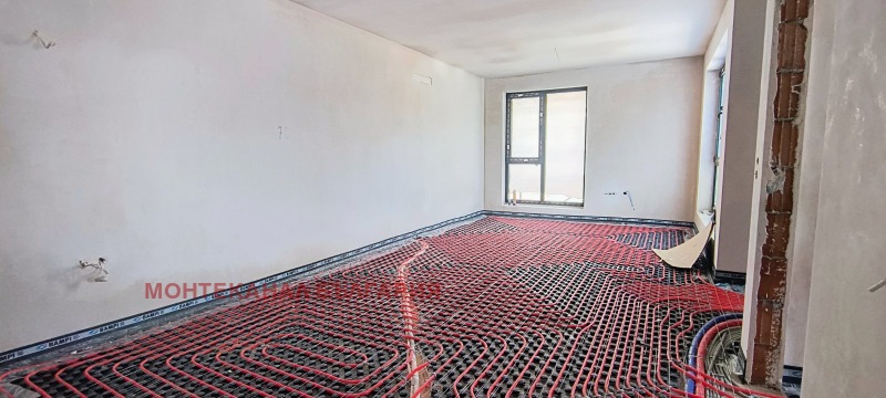 Te koop  2 slaapkamers Sofia , Mladost 3 , 198 m² | 37873321