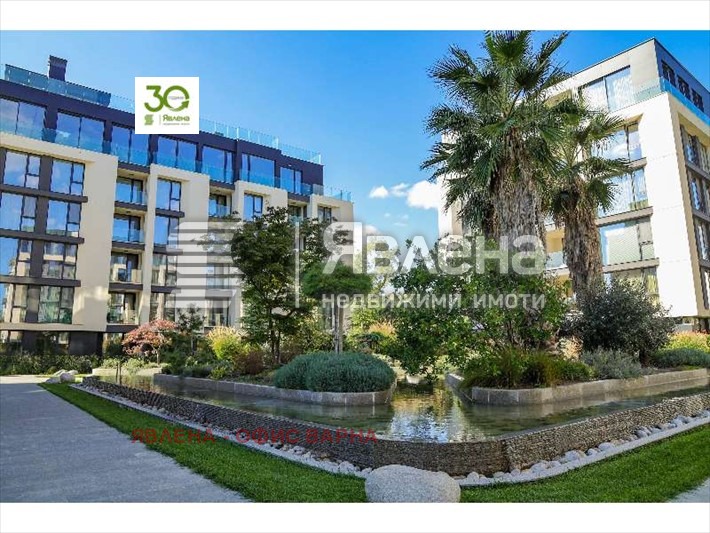 Продава  3-стаен, град Варна, к.к. Св.Св. Константин и Елена •  583 590 € • ID 34072576 — holmes.bg - [1] 