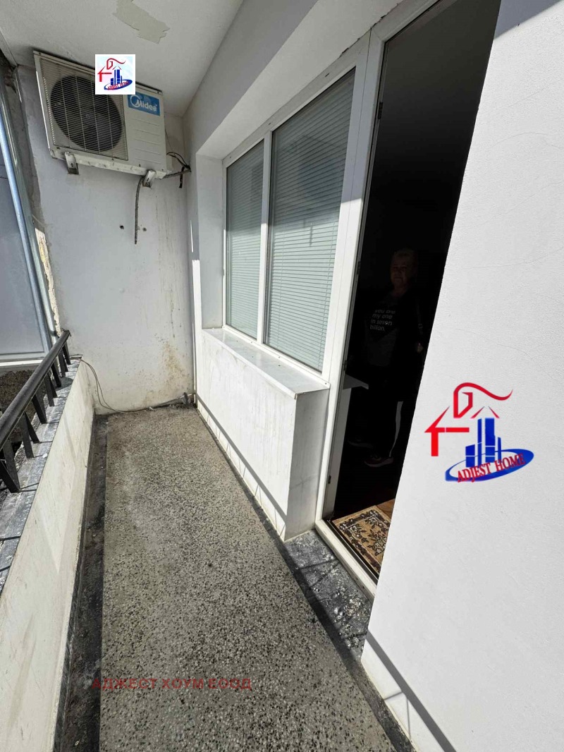 Продава 3-СТАЕН, гр. Шумен, Център, снимка 11 - Апартаменти - 52233767